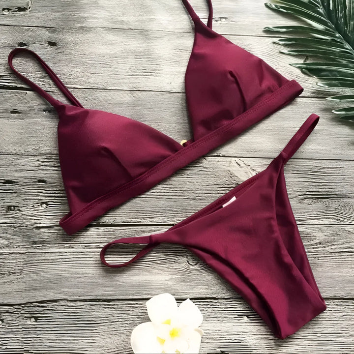 Dwuczęściowy strój kąpielowy bikini z trójkątnymi miseczkami
