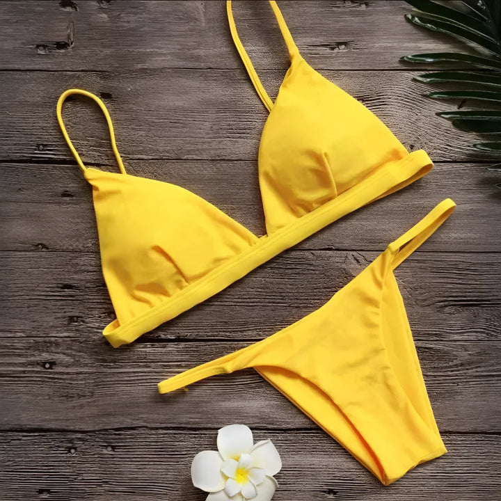 Dwuczęściowy strój kąpielowy bikini z trójkątnymi miseczkami